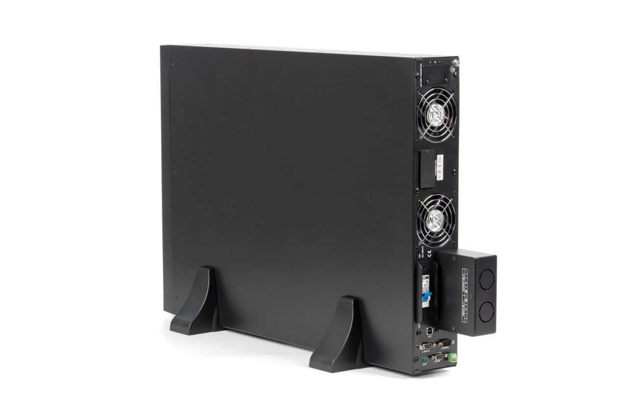 ИБП SKAT-UPS 6000 RACK (5400 Вт) с подключением внешних АКБ