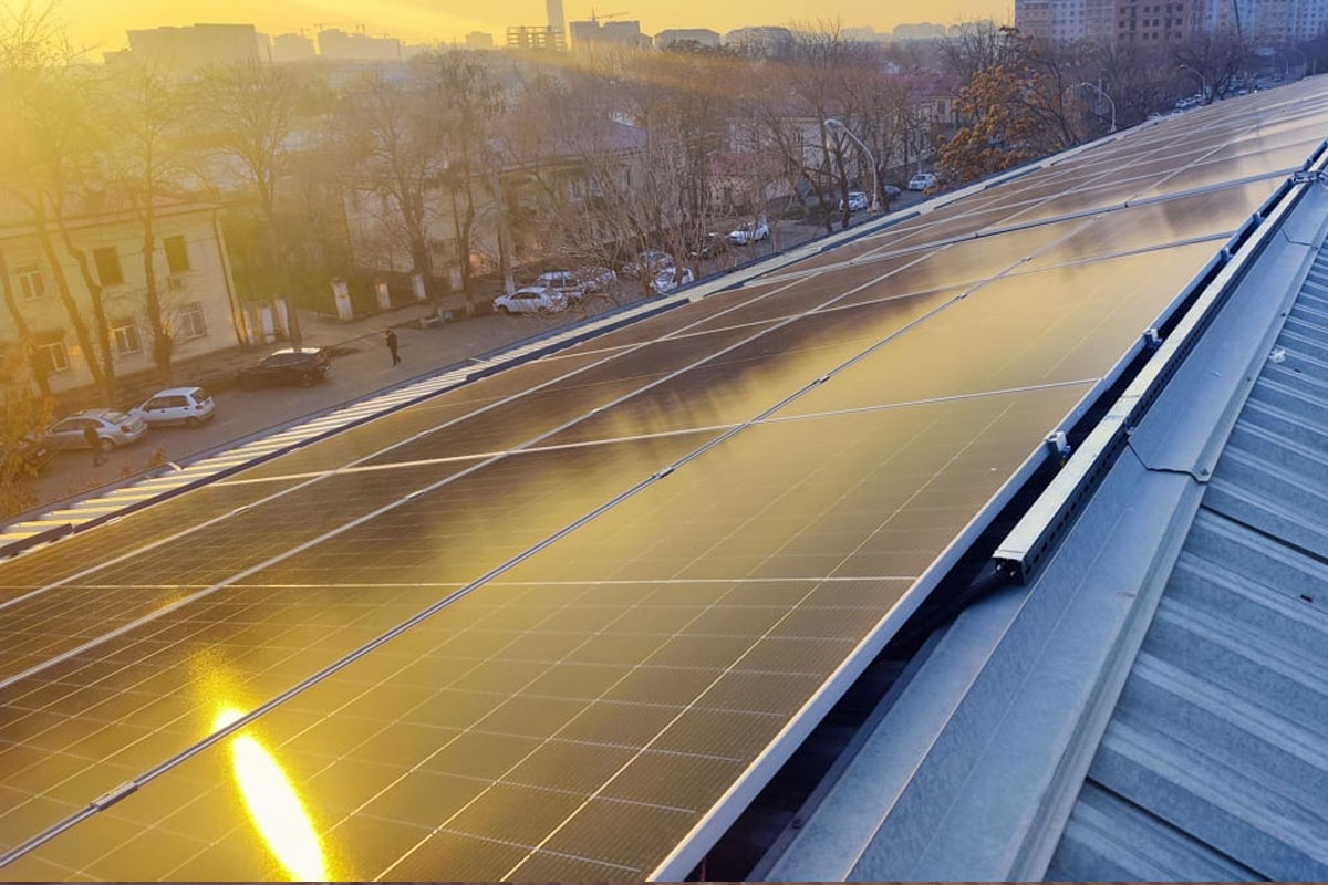 Монтаж солнечных панелей